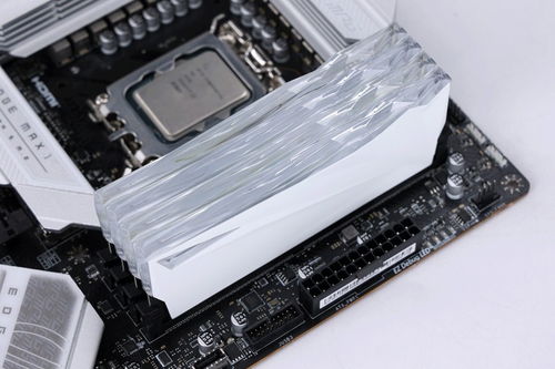设计师的终极工作站 i7-14700K + RTX 4080S + 64GB大内存装机实战与生产力深度测试